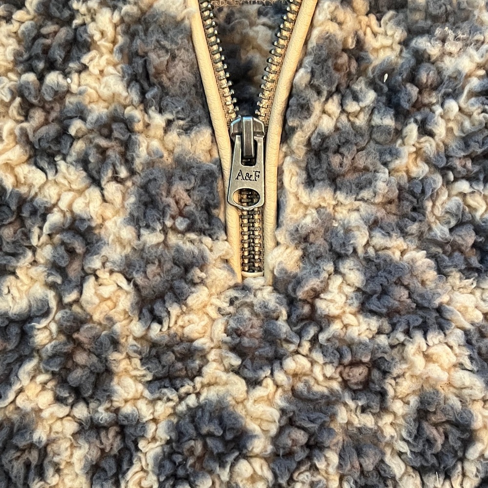 Abercrombie & Fitch Fleece Jacket - cheetah print Sherpa - Picture 4 of 10